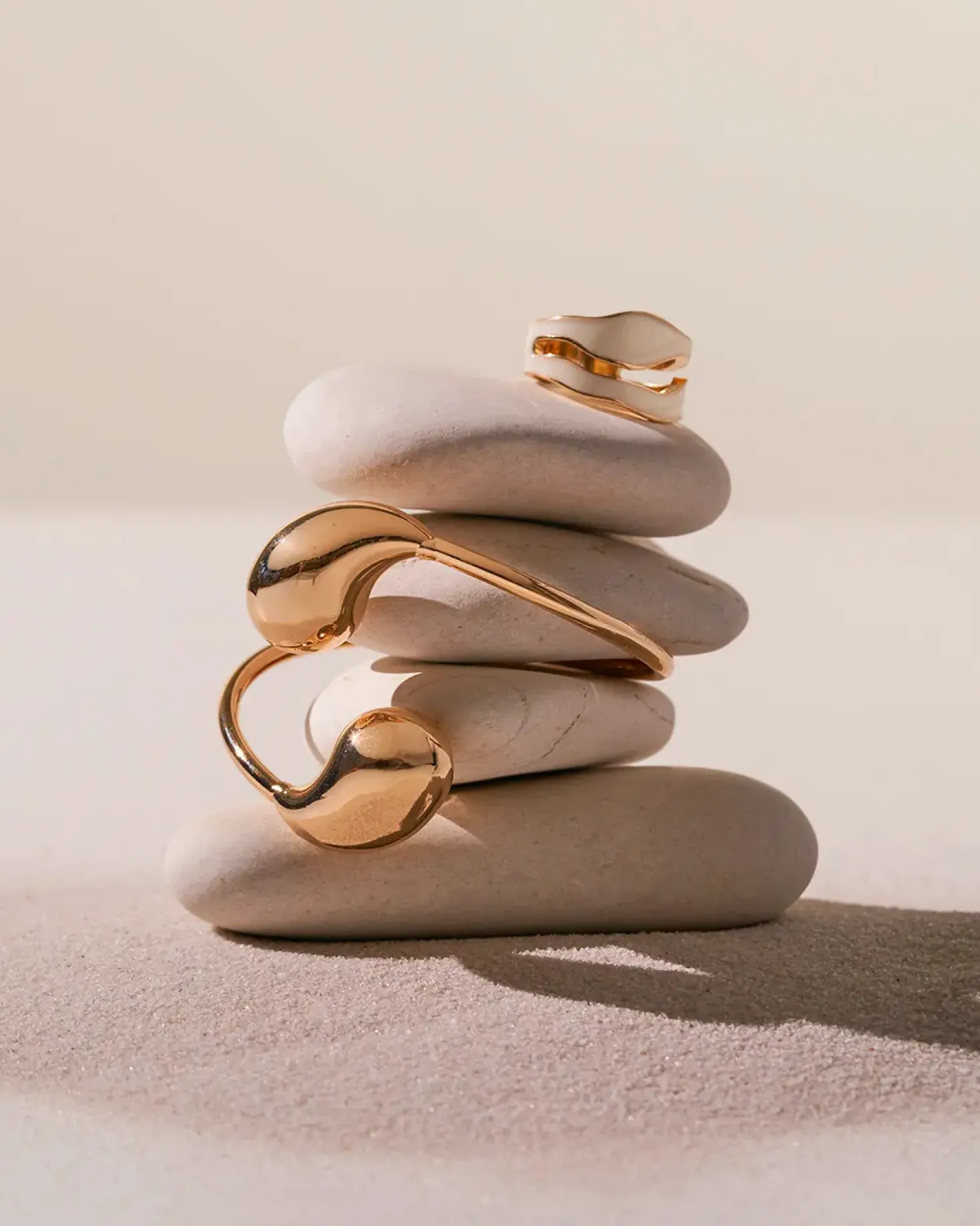 Anello - Elegant Waves