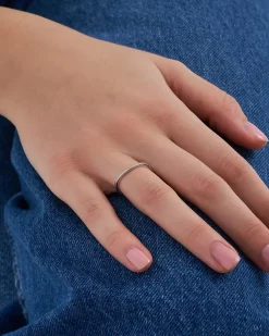 Anello - Fine Line