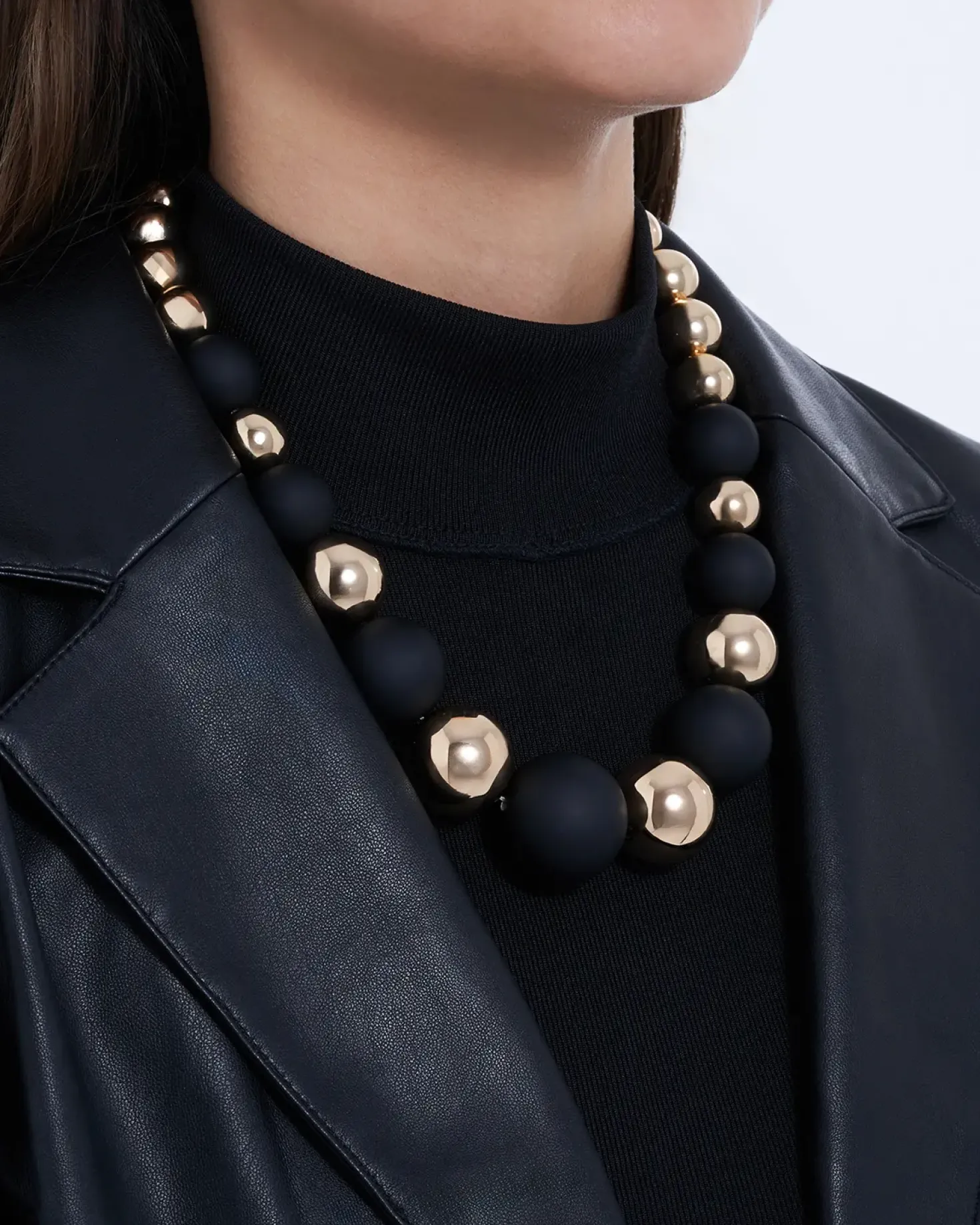Collana - Alternating Pearls