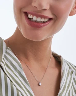 Collana - Classically Elegant