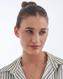 Collana - Classically Elegant