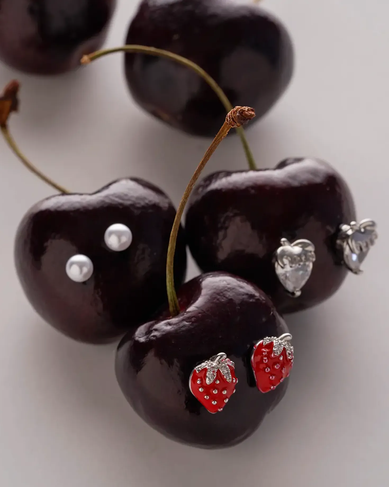 Set di orecchini a perno - Strawberry Trio